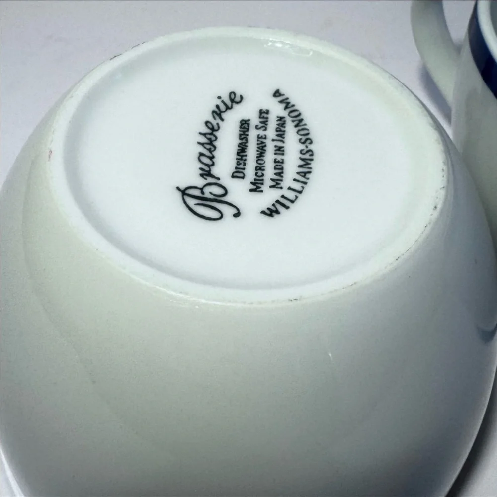 Set of 2 | White Ceramic Williams Sonoma Brasserie Blue Flat Mugs Tea Cups - Picture 10 of 12